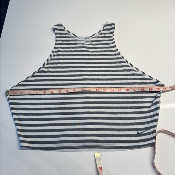 Nike Dri Fit tank top white and green size small - Picture 7 of 8